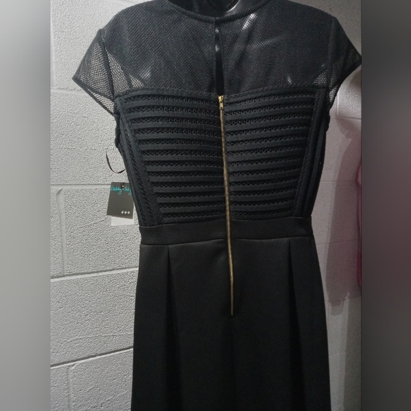 Gabby Skye Black Dress - Picture 6 of 7